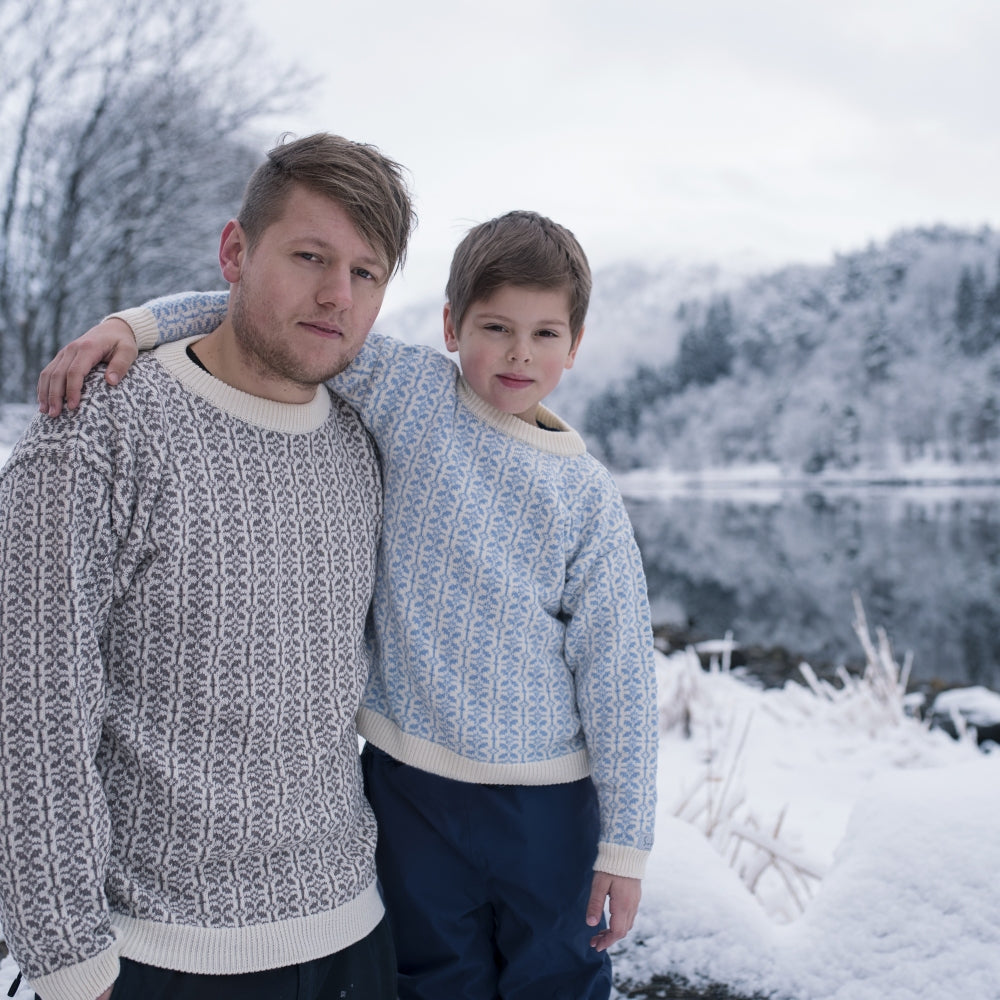 SNØROSE ULLGENSER, BEIGE/ NATURHVIT