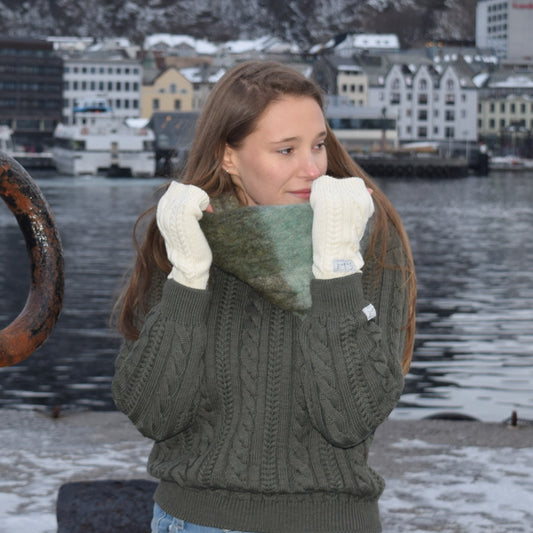 FLETTEGENSER, i 100% ULL, GRØNN